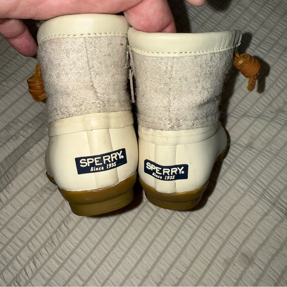 Tiny Cream Sperry Saltwater Preppy Boots 6 infant